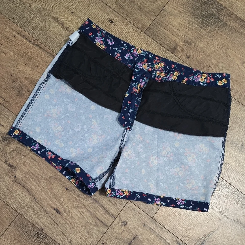 St. John's Bay Black High Waist Shorts - Picture 5 of 14
